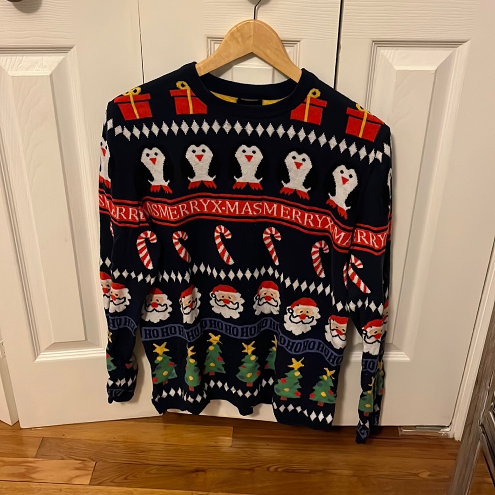 Medium size, Christmas sweater